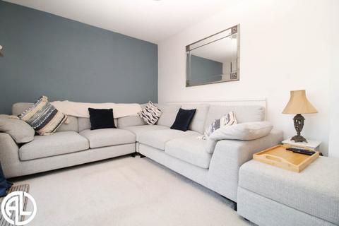 39 Firecrest, Letchworth Garden City, SG6 4YF
