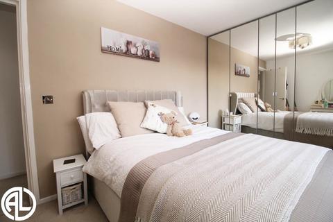 39 Firecrest, Letchworth Garden City, SG6 4YF