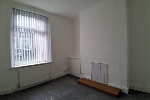 2 bedroom terraced house to rent, Richmond Street, Burnley BB11