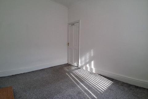 2 bedroom terraced house to rent, Richmond Street, Burnley BB11