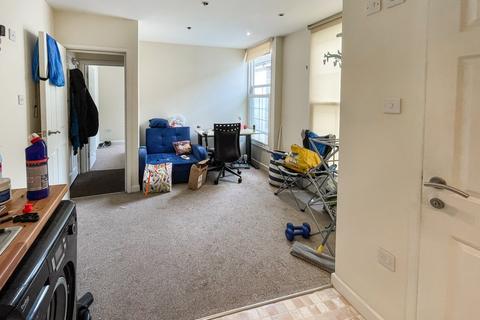1 bedroom flat for sale, Clinton Passage, Redruth, TR15