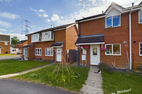 3 bedroom semi-detached house for sale, Miles End, Aylesbury, Buckinghamshire, HP21 8PR,