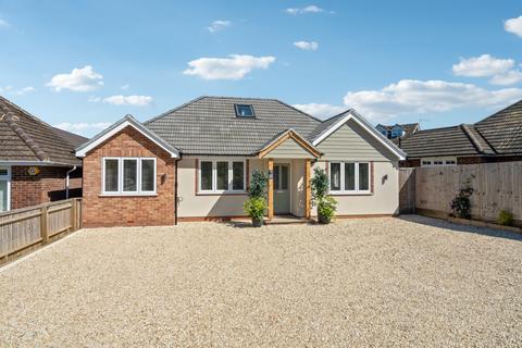 4 bedroom detached house for sale, Sedgmoor Gardens, Flackwell Heath, High Wycombe, Buckinghamshire, HP10