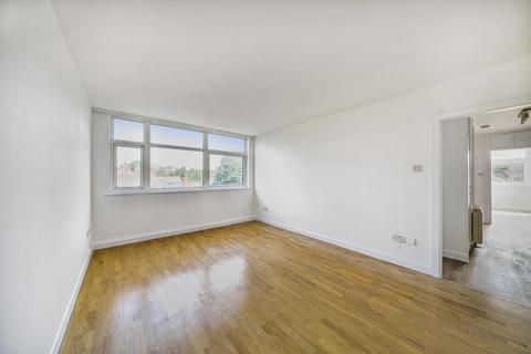 2 bedroom flat for sale, Avenue Road, Highgate