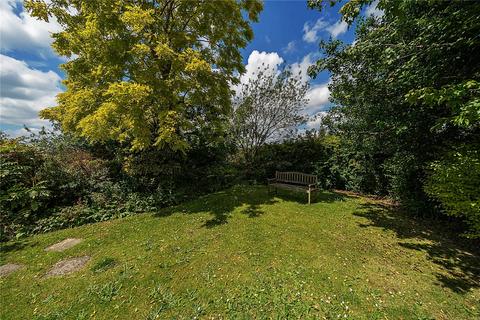 7 Alstone Croft, Cheltenham, GL51 8HB