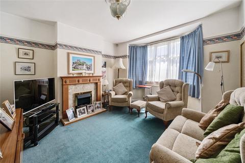 7 Alstone Croft, Cheltenham, GL51 8HB