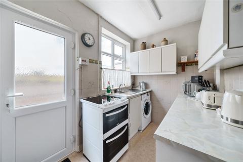 7 Alstone Croft, Cheltenham, GL51 8HB