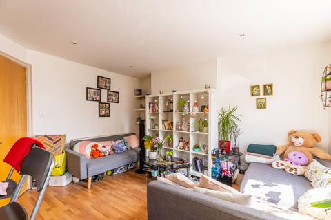1 bedroom flat to rent, Barking Road, Canning Town, London, E16