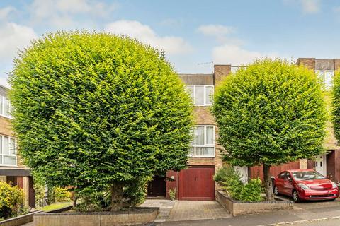 4 bedroom terraced house for sale, Leyburn Gardens, East Croydon, Croydon, CR0