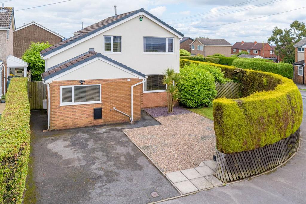 Drighlington BD11 4 bed detached house for sale £349,950