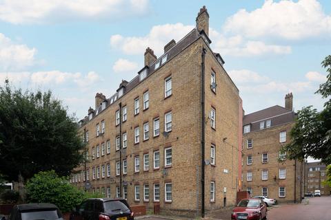 2 bedroom flat to rent, Faunce House, Elephant and Castle, London, SE17