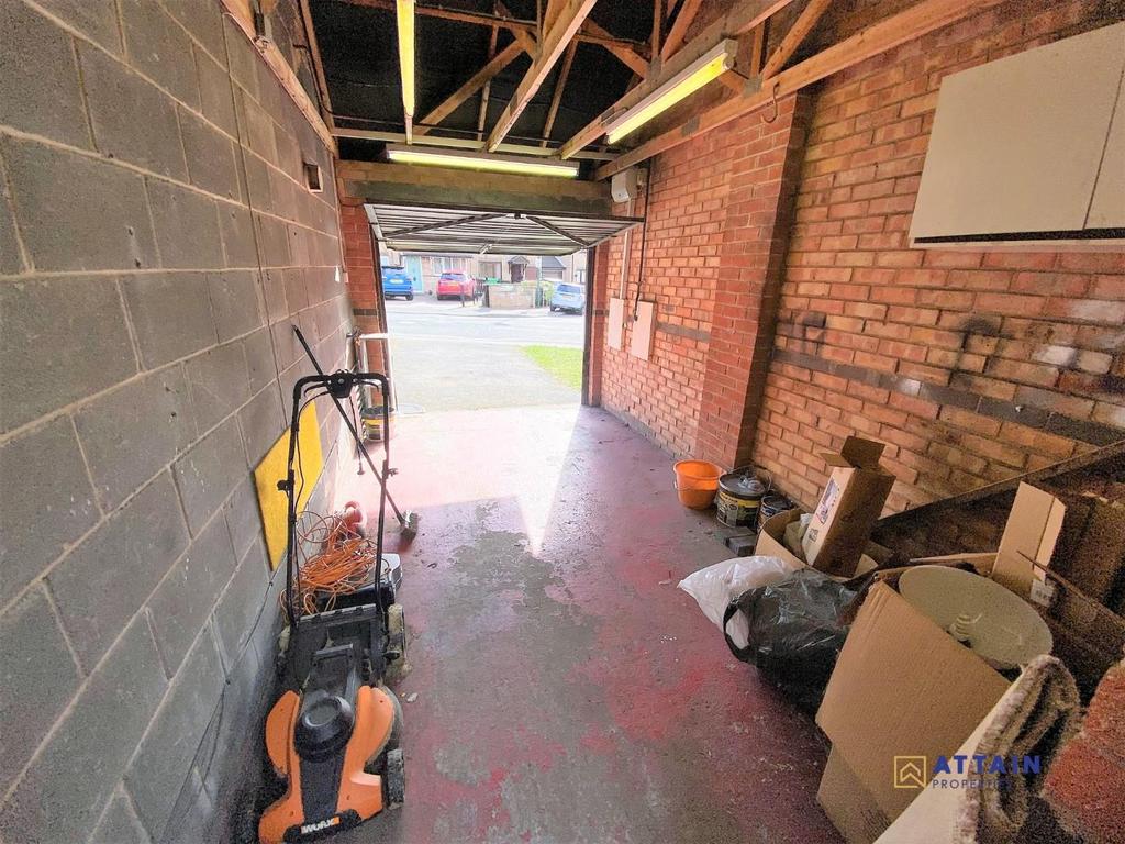 Garage.jpg