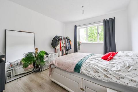 1 bedroom flat for sale, Water Lane, New Cross, London, SE14