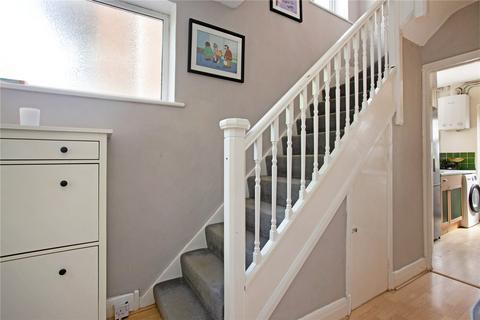 48 Kingsley Grove, Reigate, RH2 8DX