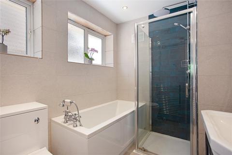 48 Kingsley Grove, Reigate, RH2 8DX