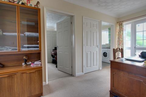 12 Elmfield Drive, Elm, Wisbech, PE14 0DL