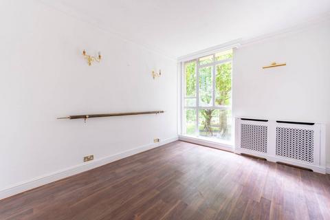 1 bedroom flat for sale, Hallfield Estate, Bayswater, London, W2