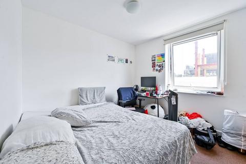 2 bedroom flat to rent, Commercial Road, E1, Aldgate, London, E1