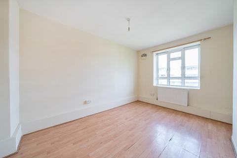 3 bedroom apartment for sale, Elmington Estate, London