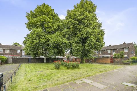 9 Parkstone Road, London, SE15 4UQ
