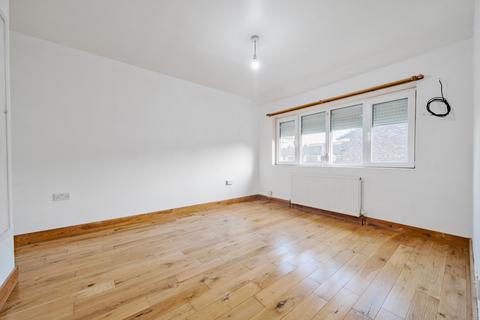 9 Parkstone Road, London, SE15 4UQ