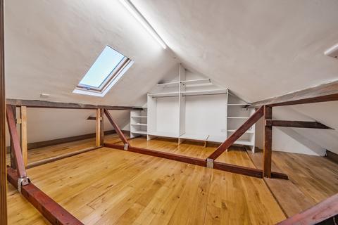 9 Parkstone Road, London, SE15 4UQ