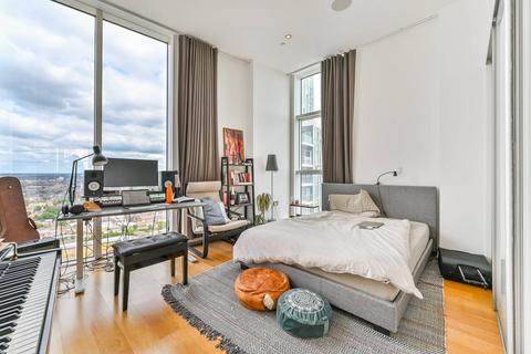 Flat 174, Residence Tower Woodberry Grove, London, N4 2BS