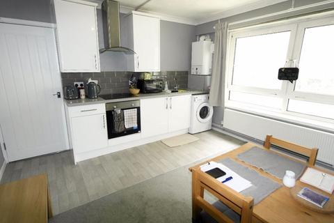 2 bedroom flat for sale, The Shaftesburys, Barking, Essex