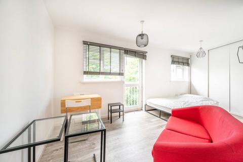 Studio to rent, Forest Gate, Forest Gate, London, E7