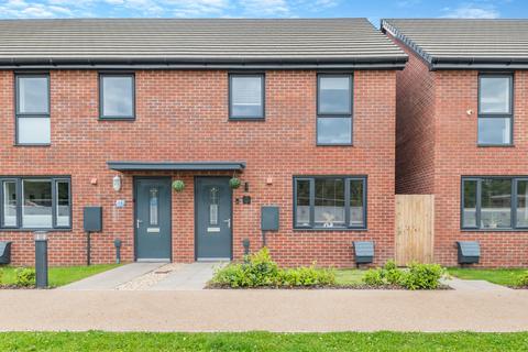 3 bedroom end of terrace house for sale, Finches Close, Chepstow
