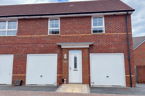 2 bedroom house to rent, Cromwell Ave, East Cowes