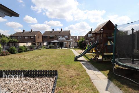 29 Park Lane, Aveley, South Ockendon, RM15 4UB
