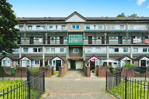 48 Simons Walk, London, E15 1QE