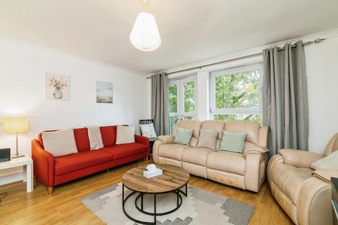 48 Simons Walk, London, E15 1QE