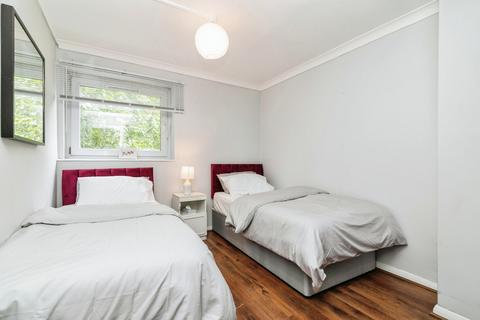48 Simons Walk, London, E15 1QE