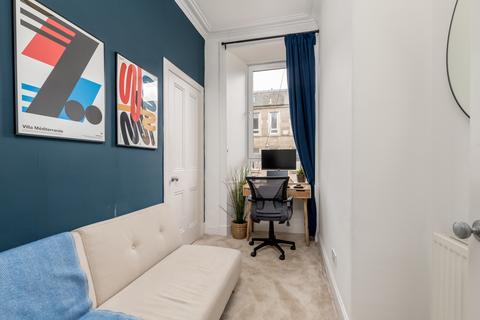 16/5 Bryson Road, Edinburgh, EH11 1EE