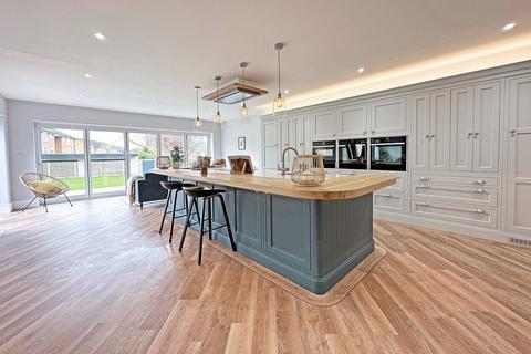 168 Station Road, Knowle, Solihull, B93 0ER