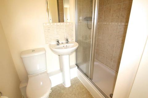 2 bedroom flat to rent, Mountbatten Way, Chilwell, Beeston, Nottingham, NG9