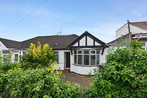 3 bedroom semi-detached bungalow for sale, Farndale Crescent, Greenford, UB6