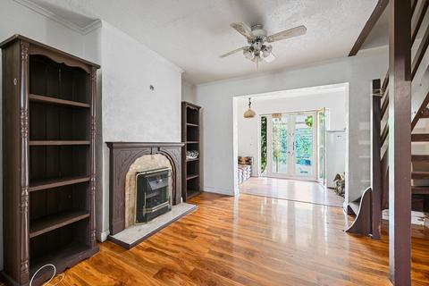 62 Farndale Crescent, Greenford, UB6 9LW