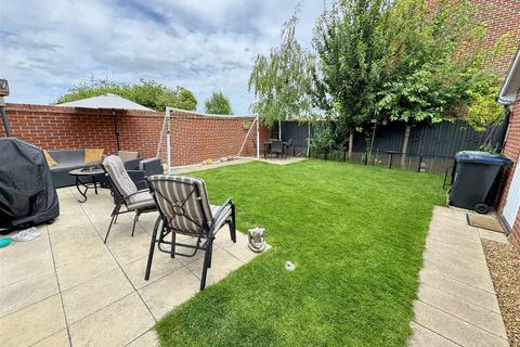 4 bedroom detached house for sale, Celandine View, Soham