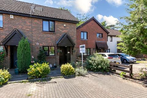 2 bedroom end of terrace house for sale, Firlands, HORLEY, Surrey, RH6