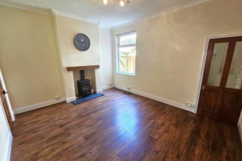 3 bedroom semi-detached house to rent, Holifast Road, Sutton Coldfield, West Midlands, B72