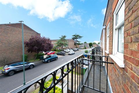 3 bedroom terraced house for sale, Regency Way, Bexleyheath, Kent, DA6