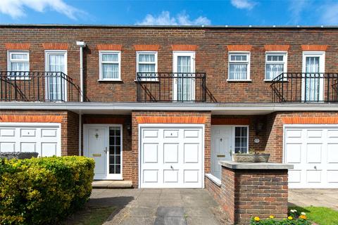 3 bedroom terraced house for sale, Regency Way, Bexleyheath, Kent, DA6