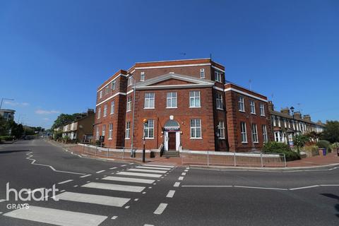 1 bedroom flat for sale, London Road, Grays