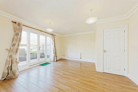 4 bedroom semi-detached house for sale, Station Road West, Canterbury CT2