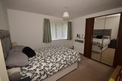 2 bedroom end of terrace house to rent, Almond Grove Hempstead ME7