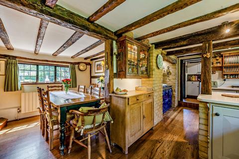 Dukes Cottage Cox Green, Rudgwick, Horsham, RH12 3DF