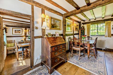 Dukes Cottage Cox Green, Rudgwick, Horsham, RH12 3DF